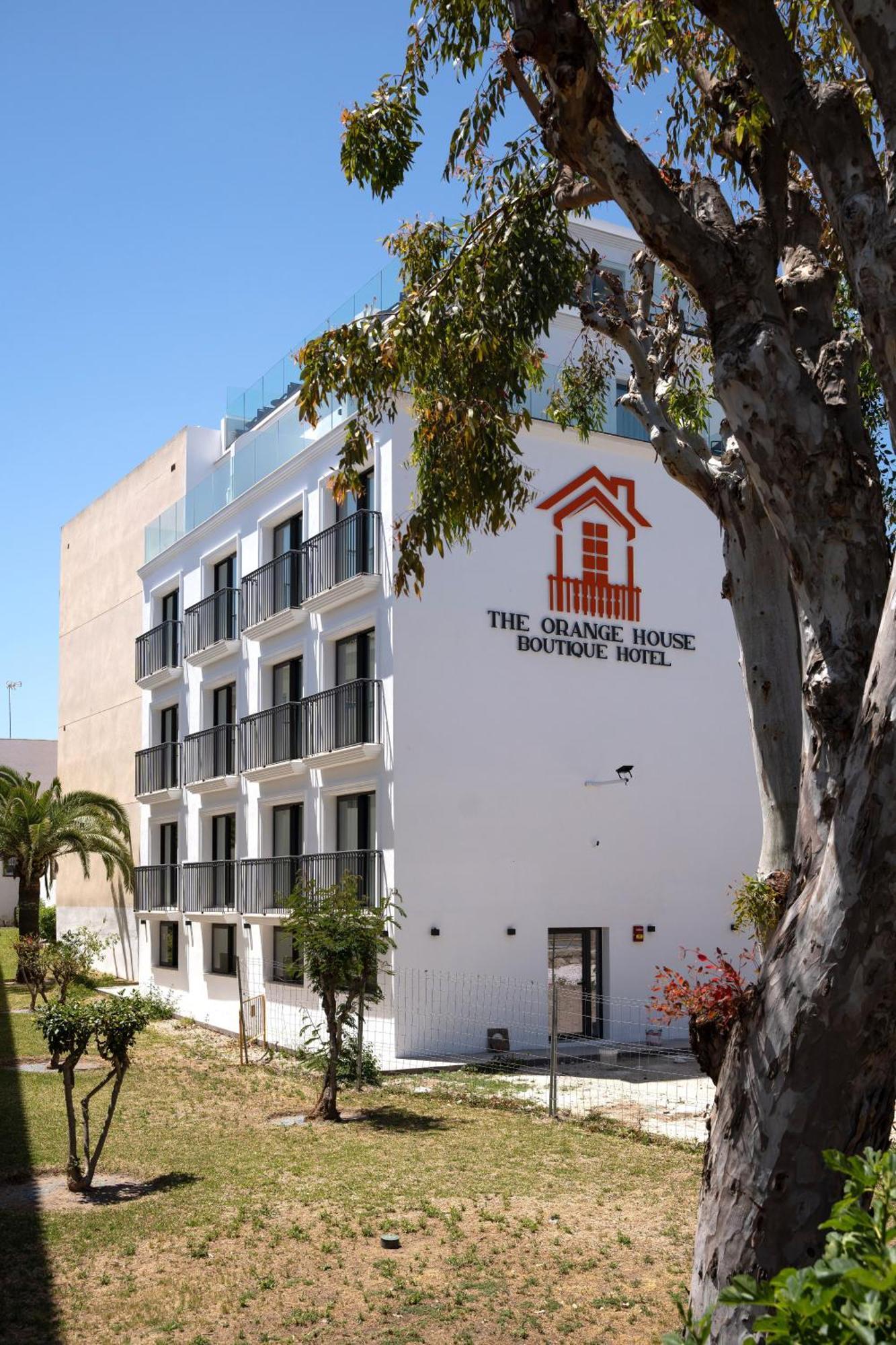 The Orange House Boutique Hotel And Upstairs Rooftop Bar Center Of La Cala De Mijas 100M From The Beach 외부 사진