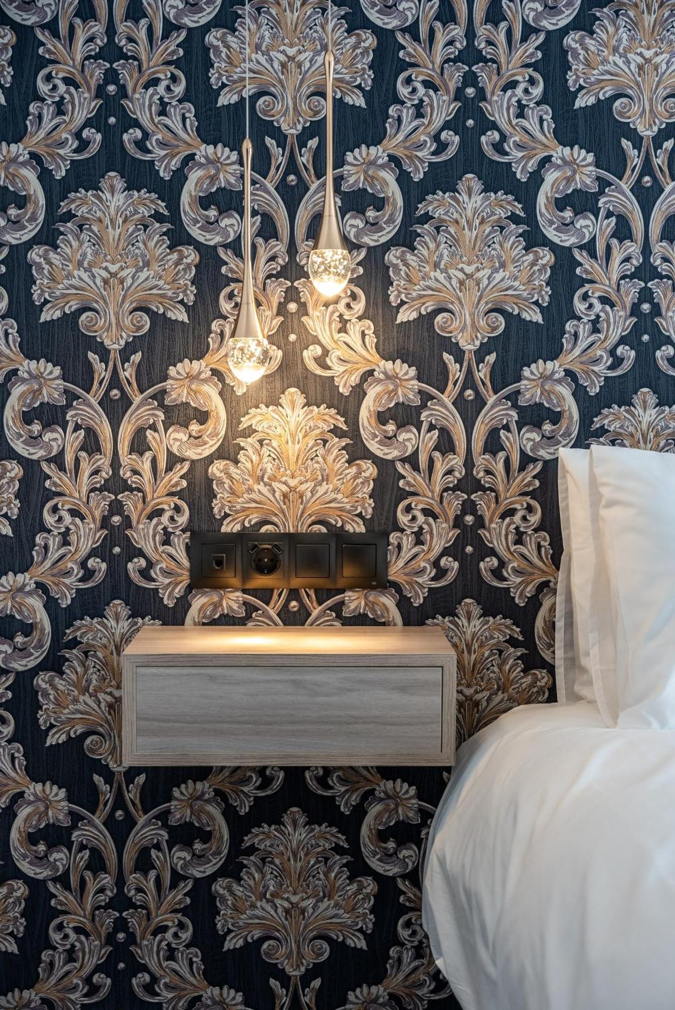 The Orange House Boutique Hotel And Upstairs Rooftop Bar Center Of La Cala De Mijas 100M From The Beach 외부 사진