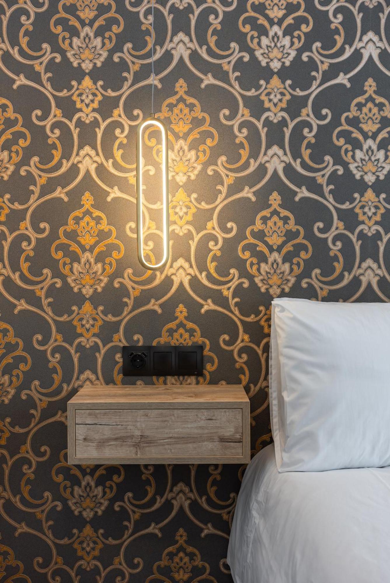 The Orange House Boutique Hotel And Upstairs Rooftop Bar Center Of La Cala De Mijas 100M From The Beach 외부 사진