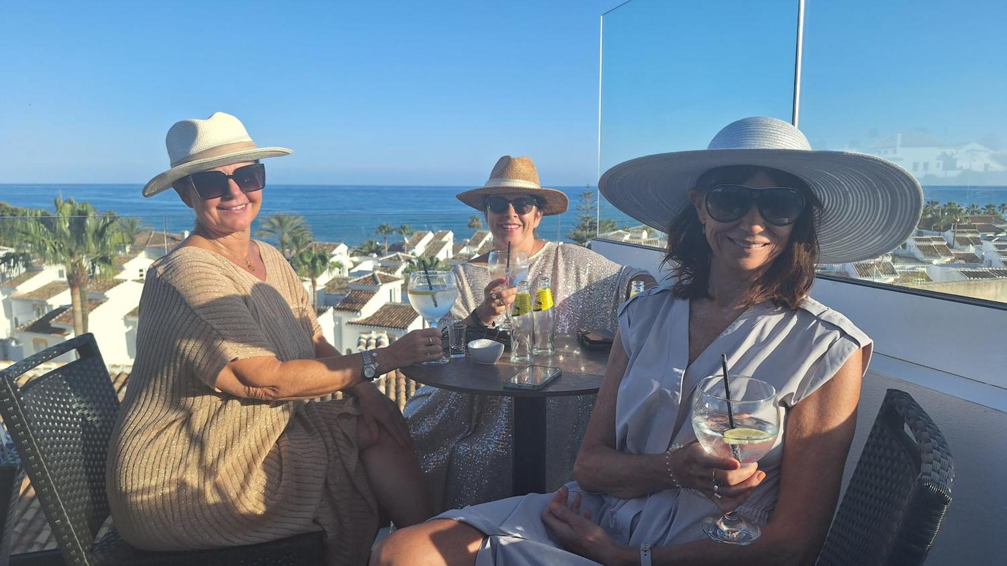 The Orange House Boutique Hotel And Upstairs Rooftop Bar Center Of La Cala De Mijas 100M From The Beach 외부 사진