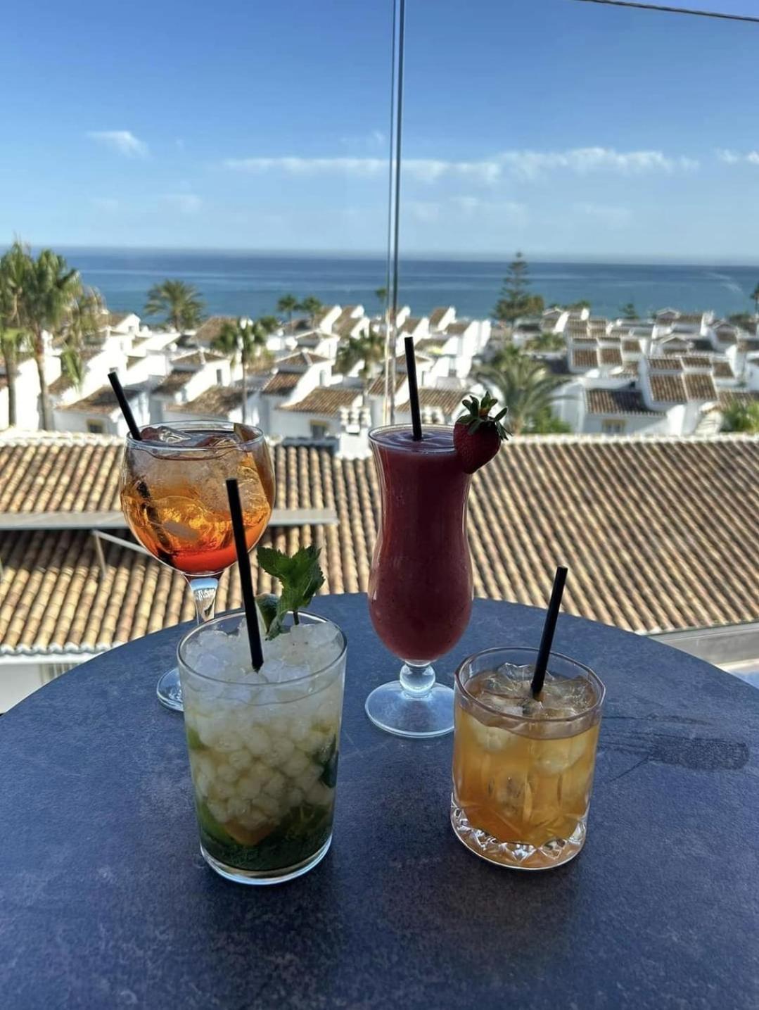The Orange House Boutique Hotel And Upstairs Rooftop Bar Center Of La Cala De Mijas 100M From The Beach 외부 사진